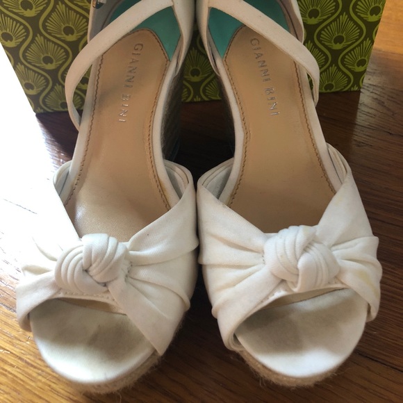 Gianni Bini White Espadrilles Wedges - Picture 3 of 8
